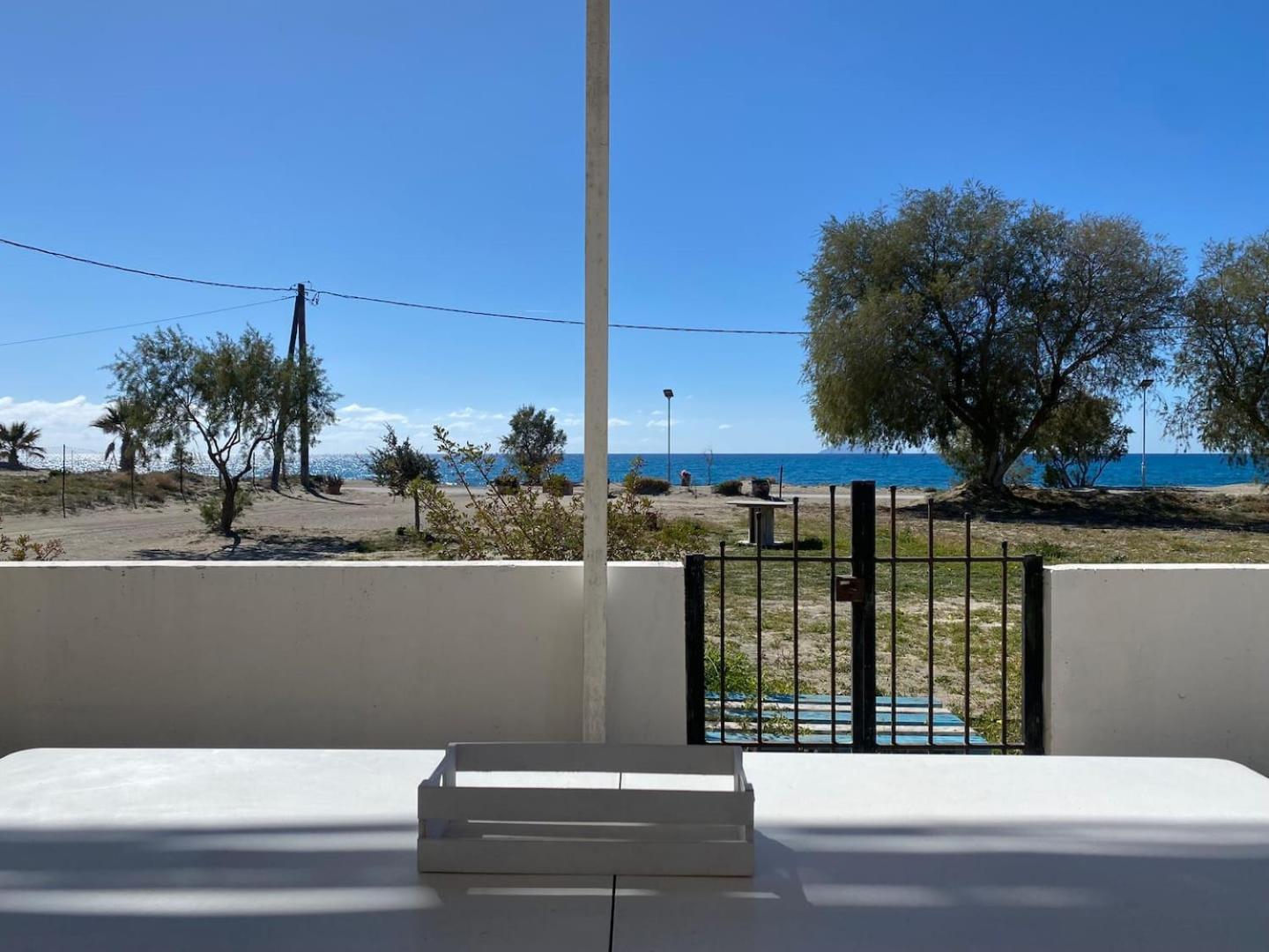 Zen Seaside Apartment Kalamaki  Eksteriør bilde